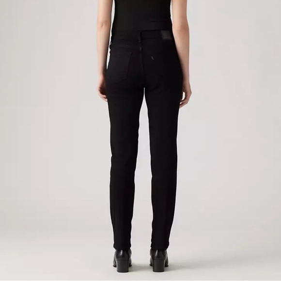 Levi’s Classic Straight Leg Black Jeans Mid Rise 90s Women’s Size 6 - Picture 2 of 12